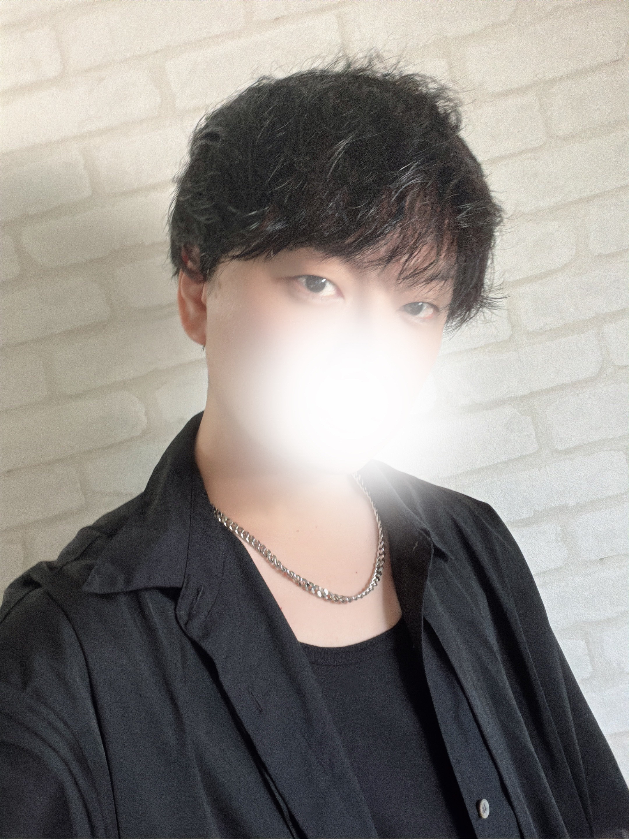 胸元の
